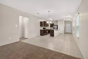 182 Tallow Trl, San Marcos, TX 78666 - Photo 6