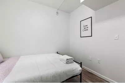 911 W 22 Street #401, Austin, TX 78705 - Photo 18