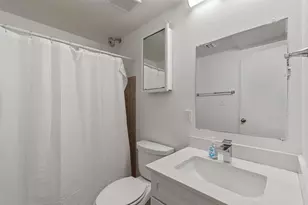 911 W 22nd St, Austin, TX 78705 - Photo 22