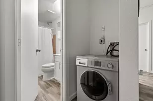 911 W 22nd St, Austin, TX 78705 - Photo 20