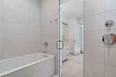 2902 Cedarview Drive, Austin, TX 78704 - Photo 18