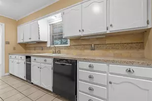 103 Spring Lake Dr, Waco, TX 76705 - Photo 12