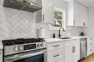 510 Meadow Lea Dr, Austin, TX 78745 - Photo 10