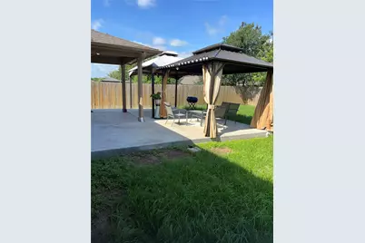 13724 Sierra Wind Lane, Elgin, TX 78621 - Photo 20