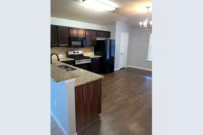 13724 Sierra Wind Lane, Elgin, TX 78621 - Photo 6