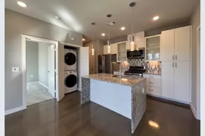 810 S Rock Street #204, Georgetown, TX 78626 - Photo 18