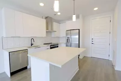 2220 Webberville Road #303, Austin, TX 78702 - Photo 8