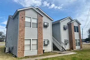 2405 W Slaughter Ln, Austin, TX 78748 - Photo 2