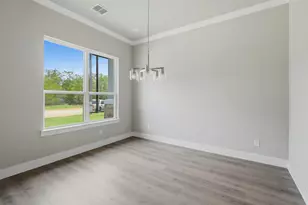 112 Heleakala Dr, Bastrop, TX 78602 - Photo 14