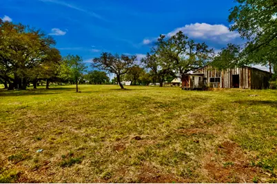 7908 Cr 404, Spicewood, TX 78669 - Photo 20