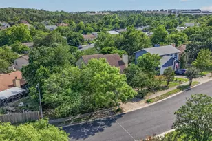 8211 Gallatin Dr, Austin, TX 78736 - Photo 32