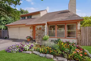 8211 Gallatin Dr, Austin, TX 78736 - Photo 2
