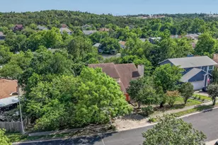 8211 Gallatin Dr, Austin, TX 78736 - Photo 4