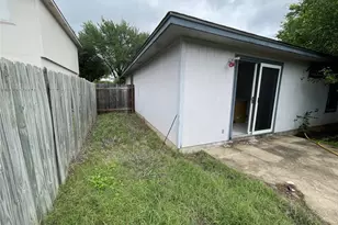 110 Brentwood Dr, Leander, TX 78641 - Photo 18