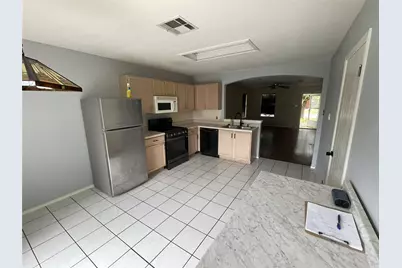 110 Brentwood Drive, Leander, TX 78641 - Photo 10
