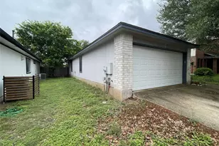 110 Brentwood Dr, Leander, TX 78641 - Photo 6