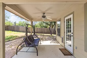 10025 Janet Loop, Dripping Springs, TX 78620 - Photo 20