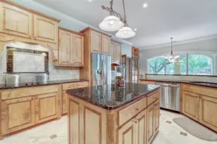 25 Meadows End Dr, Georgetown, TX 78628 - Photo 12