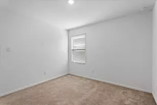 300 Jeffers, Kyle, TX 78640 - Photo 28