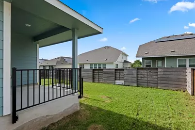 300 Jeffers, Kyle, TX 78640 - Photo 4