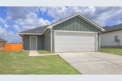 407 Wild Goose Drive, Luling, TX 78648 - Photo 1