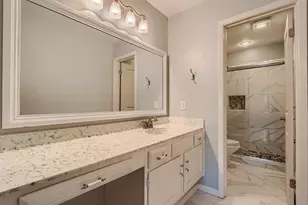 2002 Verbena Dr, Austin, TX 78750 - Photo 8