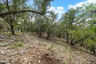 906 Moonlight Bay Dr, Spicewood, TX 78669 - Photo 14