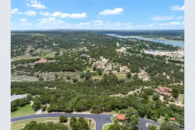 906 Moonlight Bay Drive, Spicewood, TX 78669 - Photo 6