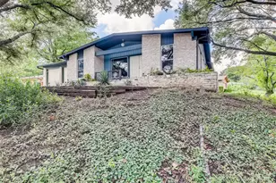 2500 Candlewood Ct, Austin, TX 78741 - Photo 24