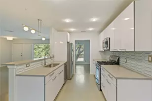 2500 Candlewood Ct, Austin, TX 78741 - Photo 8