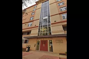 711 W 26th St, Austin, TX 78705 - Photo 2