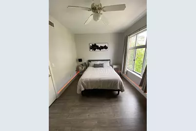 711 W 26th Street #400, Austin, TX 78705 - Photo 8