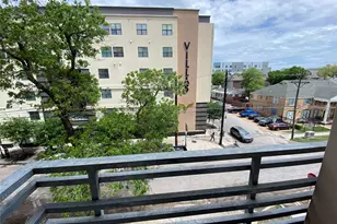 711 W 26th St, Austin, TX 78705 - Photo 14