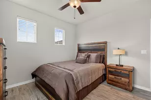 105 Harborside Dr, San Marcos, TX 78666 - Photo 24