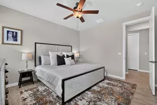 105 Harborside Dr, San Marcos, TX 78666 - Photo 18