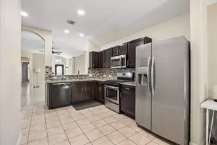 10110 Lampton Ln, Austin, TX 78754 - Photo 4