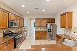 103 Payne Stewart Dr, Round Rock, TX 78664 - Photo 2