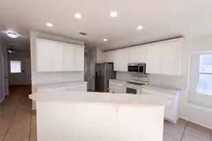 404 Timothy John Dr, Pflugerville, TX 78660 - Photo 2
