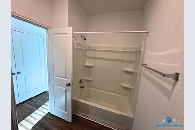 124 Rooster Way, Jarrell, TX 76537 - Photo 22