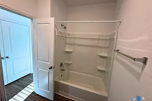 124 Rooster Wy, Jarrell, TX 76537 - Photo 22