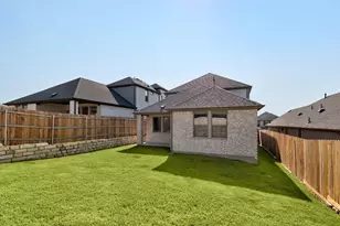 8014 Shining Flor Run, Lago Vista, TX 78645 - Photo 30