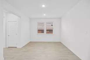 8014 Shining Flor Run, Lago Vista, TX 78645 - Photo 10