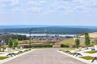 8014 Shining Flor Run, Lago Vista, TX 78645 - Photo 36