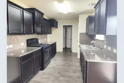 103 Hawkins Court, Hutto, TX 78634 - Photo 4