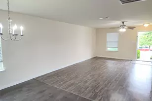103 Hawkins Ct, Hutto, TX 78634 - Photo 2