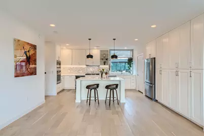 900 S 1st Street #421, Austin, TX 78704 - Photo 6