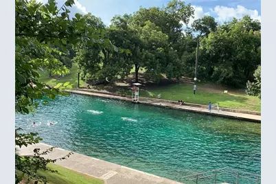 900 S 1st Street #421, Austin, TX 78704 - Photo 30