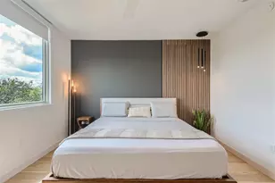 900 S 1st St, Austin, TX 78704 - Photo 10