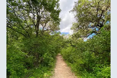 900 S 1st Street #421, Austin, TX 78704 - Photo 32