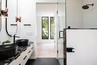 2114 Lawnmont Avenue, Austin, TX 78756 - Photo 30